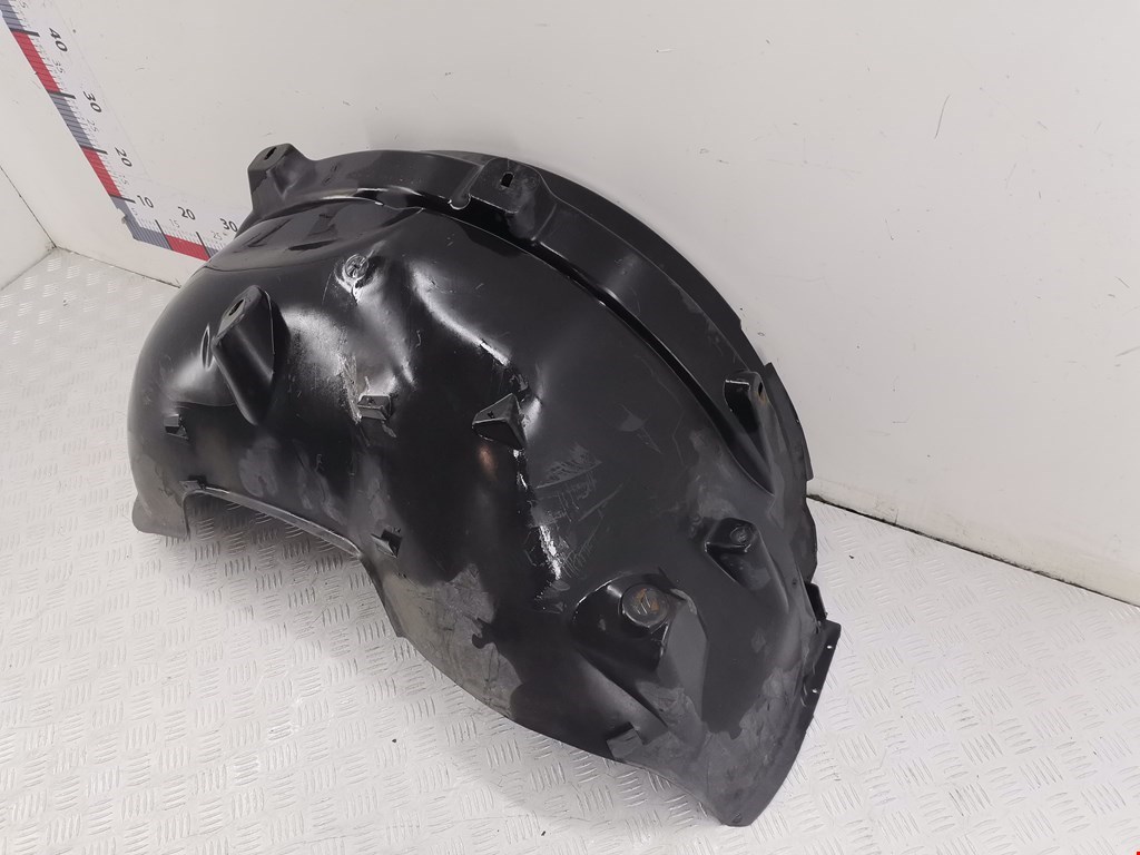 Локер (подкрылок) передний правый MERCEDES-BENZ M-Class W163 ML 1997-2005