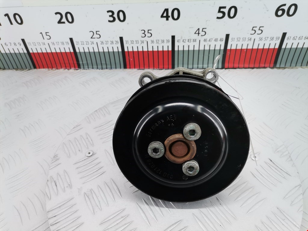 Насос водяной (помпа) SEAT Ibiza 2002-2008