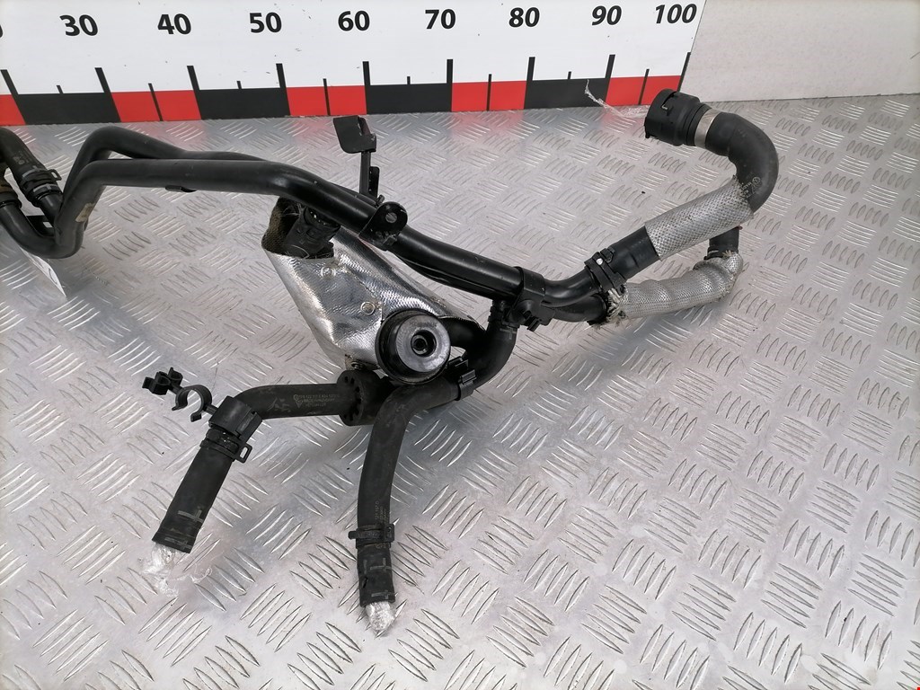 Патрубок VOLKSWAGEN Touareg 2010-2018