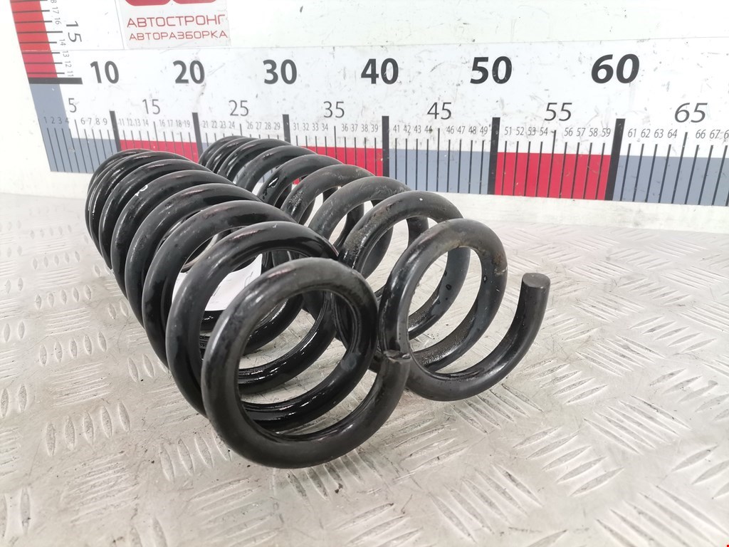 Пружина задняя левая/правая BMW 1er E81\E87 2004-2011