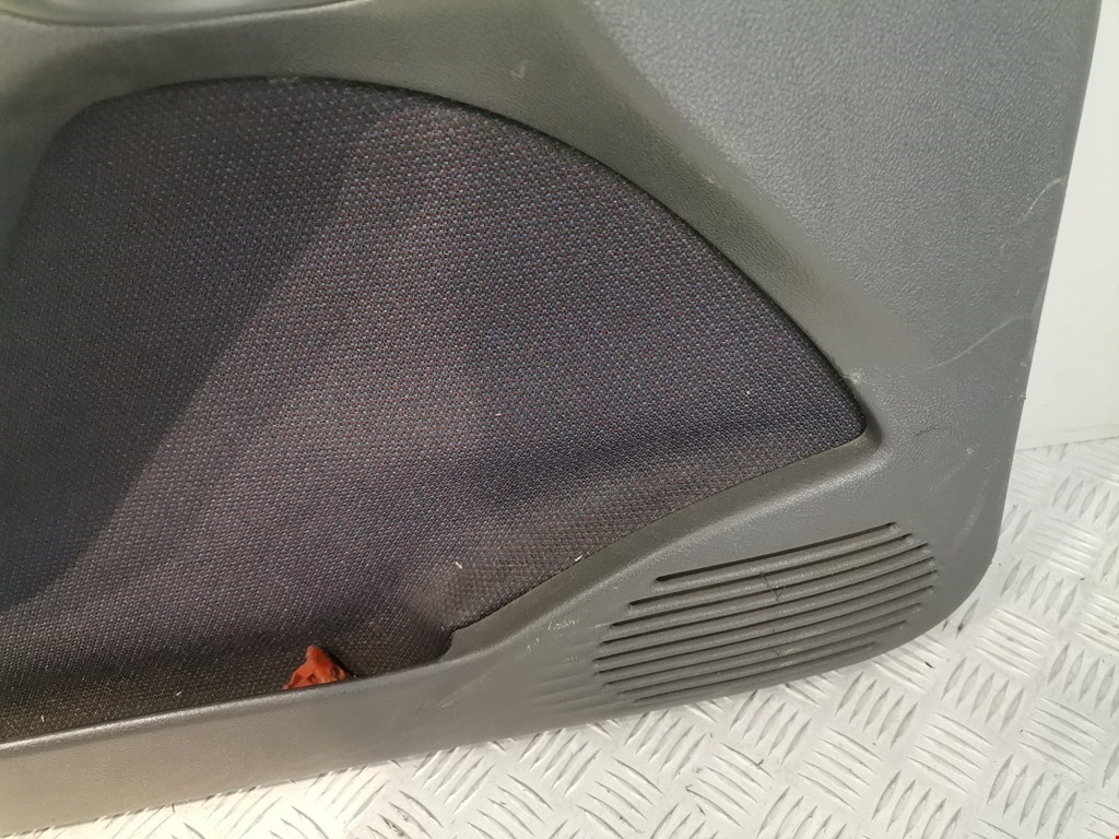 Обшивка двери передняя левая FIAT Bravo 1995-2001