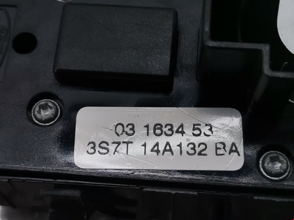 Блок управления стеклоподъемниками FORD Mondeo III 2000-2007