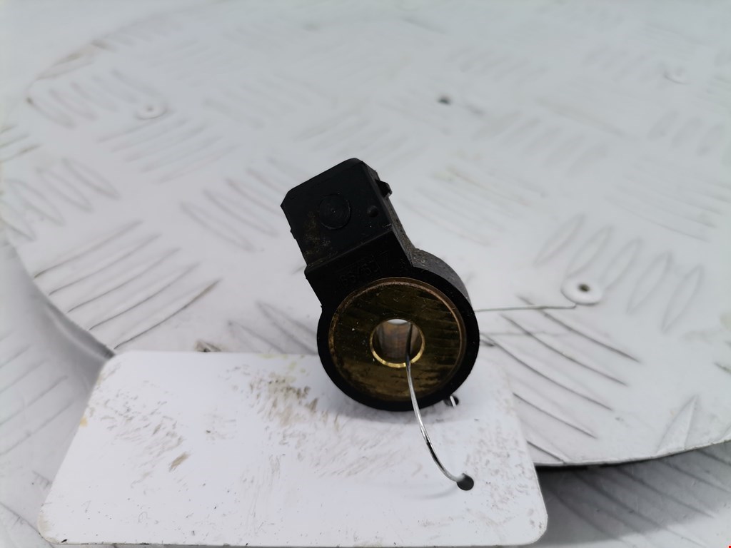 Датчик детонации VOLKSWAGEN Golf IV 1997-2003