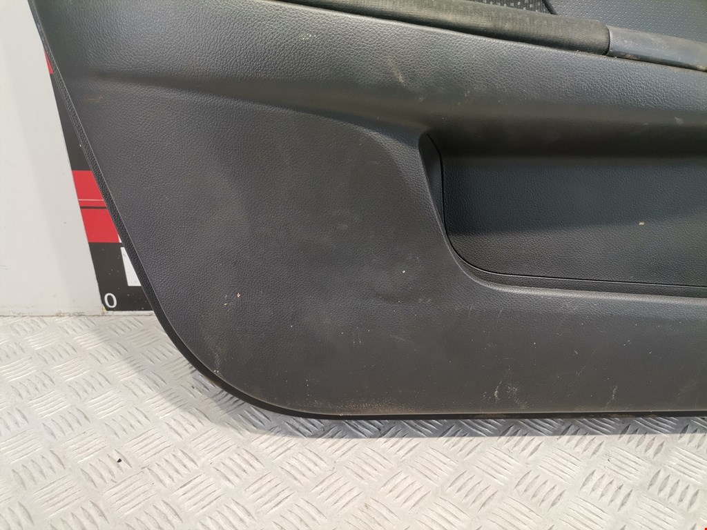 Обшивка двери передняя левая NISSAN Note E11 2005-2014