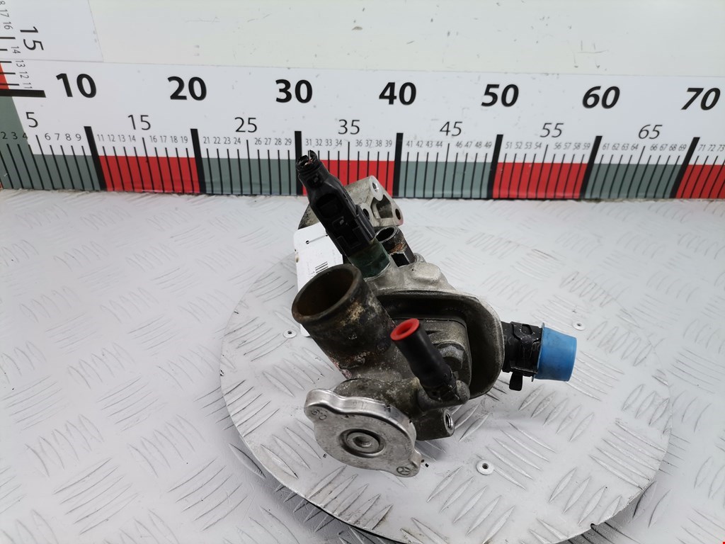 Корпус термостата KIA Carnival I 1999-2005