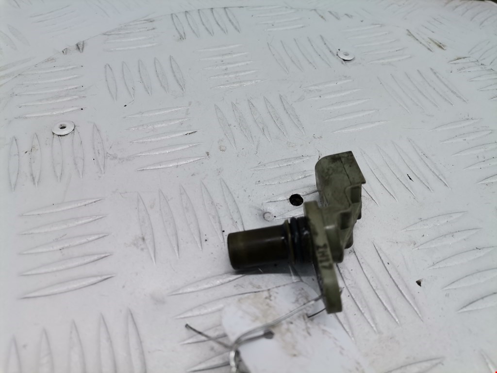 Датчик положения распредвала FORD Focus II 2005-2011