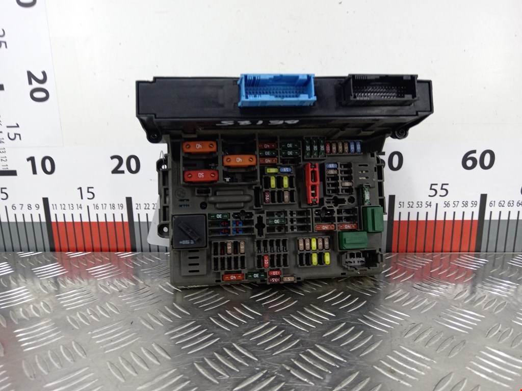 Датчик уровня в бачок омывателя BMW 1er E81\E87 2004-2011