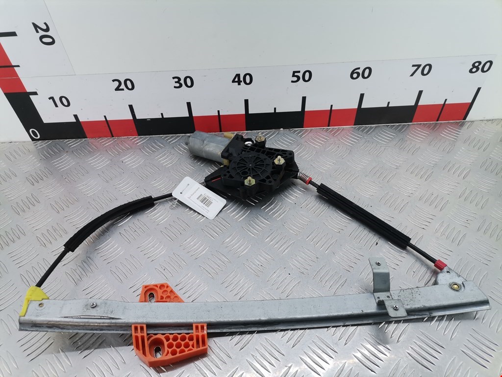 Стеклоподъемник передний правый FORD Fiesta 1995-2001