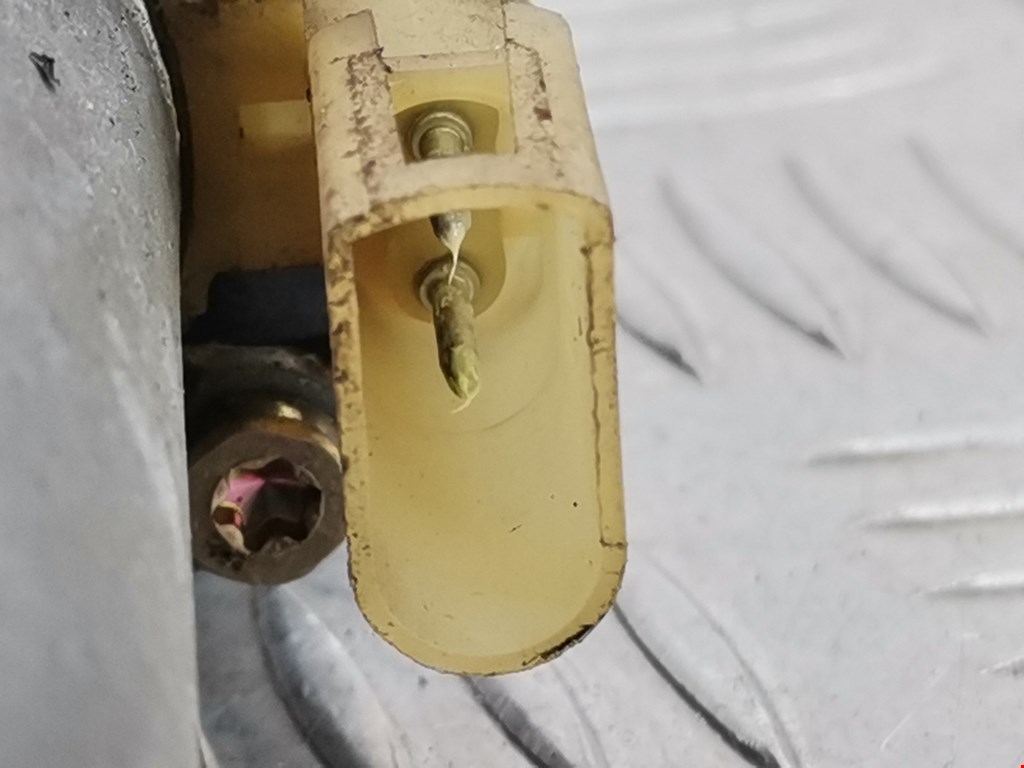 Стеклоподъемник передний правый FORD Fiesta 1995-2001