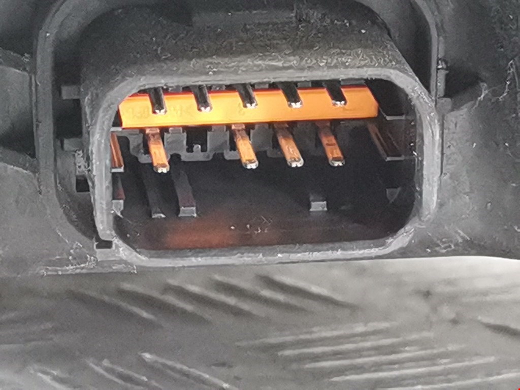 Фара правая CITROEN C4 Picasso 2006-2013