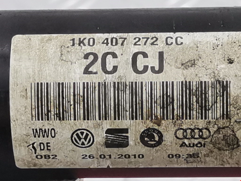 Полуось (привод, приводной вал) передняя правая VOLKSWAGEN Caddy III 2004-2015