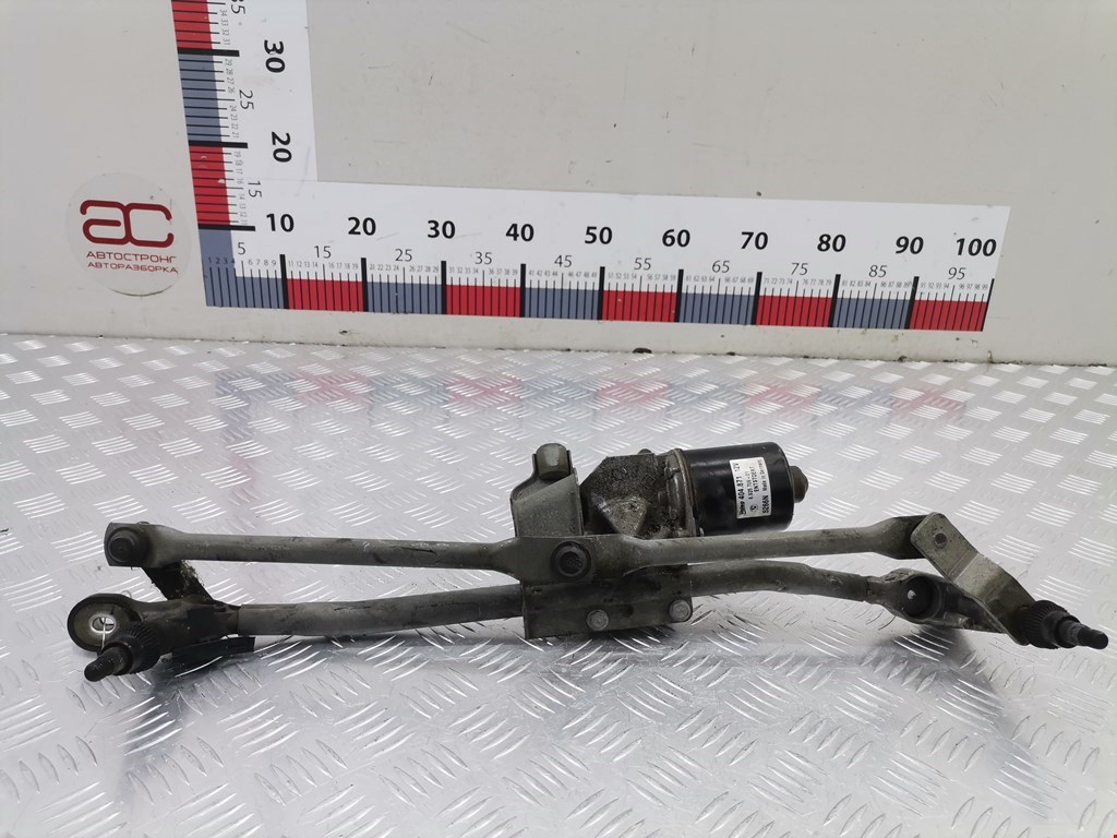 Моторчик стеклоочистителя передний BMW 1er E81\E87 2004-2011