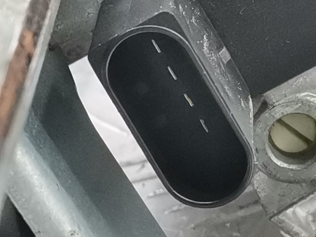 Моторчик стеклоочистителя передний BMW 1er E81\E87 2004-2011