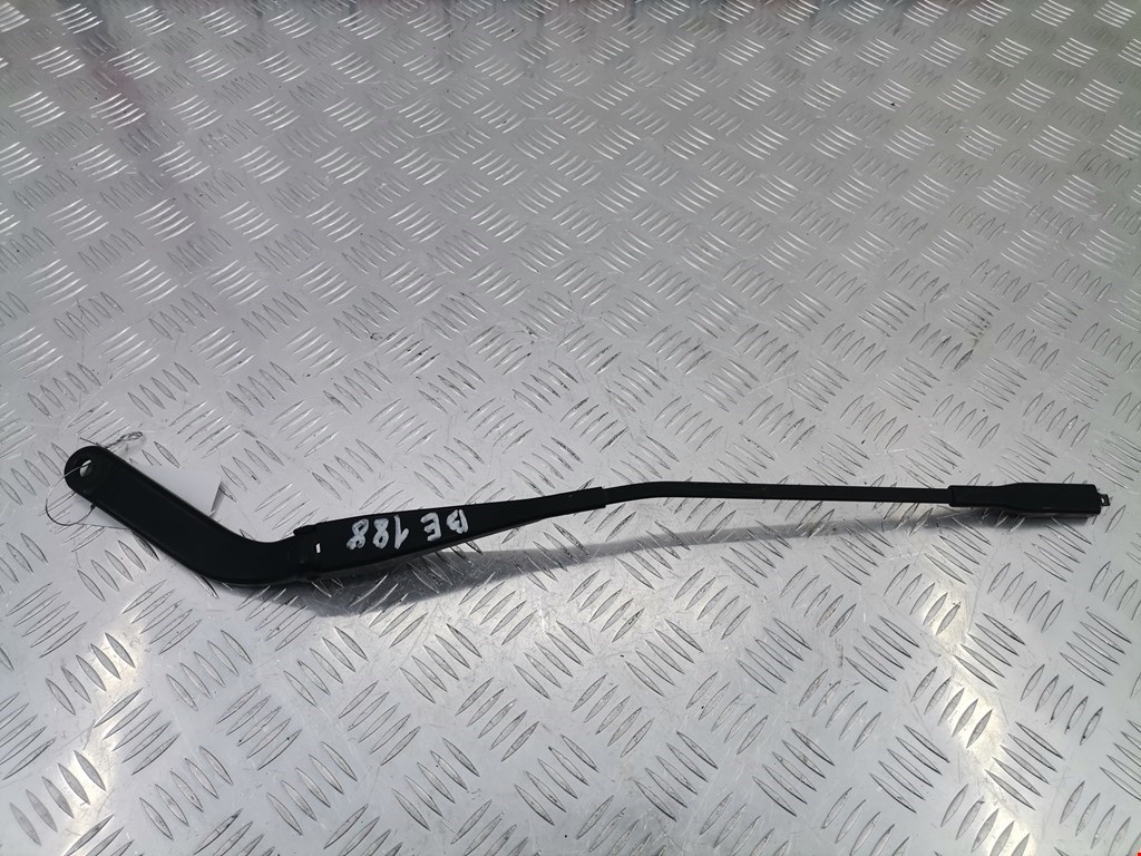 Поводок дворников передний левый/ правый BMW 1er E81\E87 2004-2011