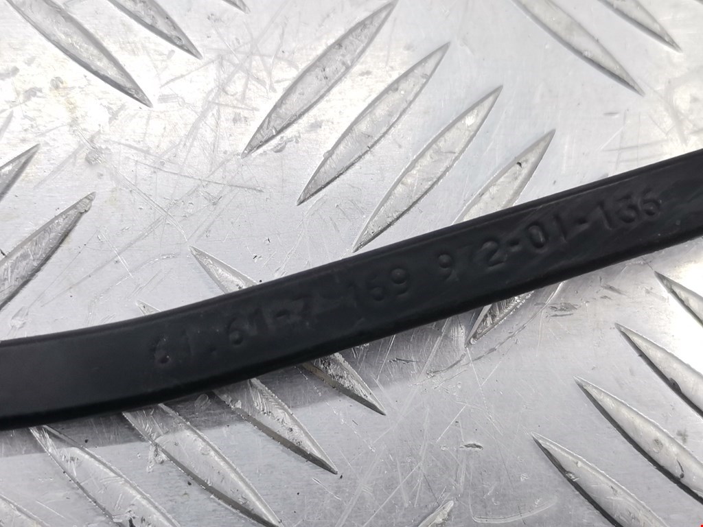 Поводок дворников передний левый/ правый BMW 1er E81\E87 2004-2011