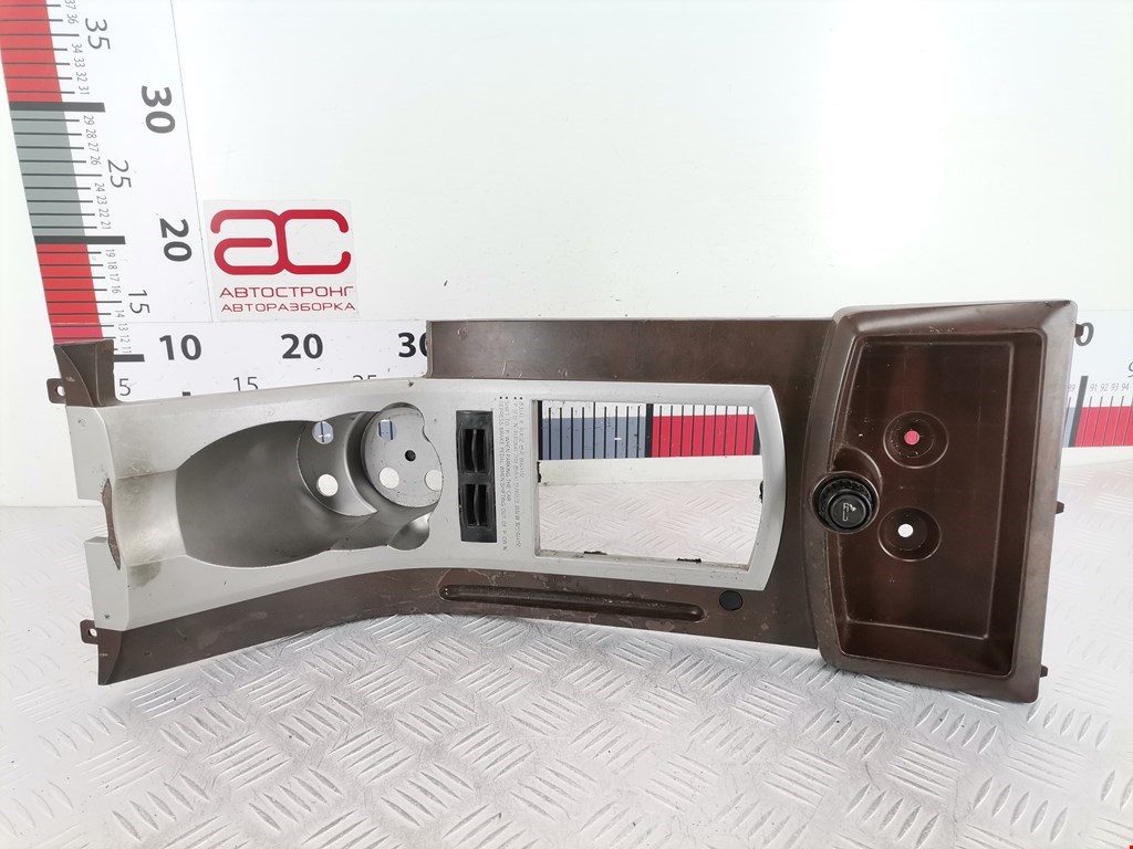 Накладка декоративная на кулису (рамка рычага КПП) SsangYong Rexton 1 (Y200) (2001-2006)