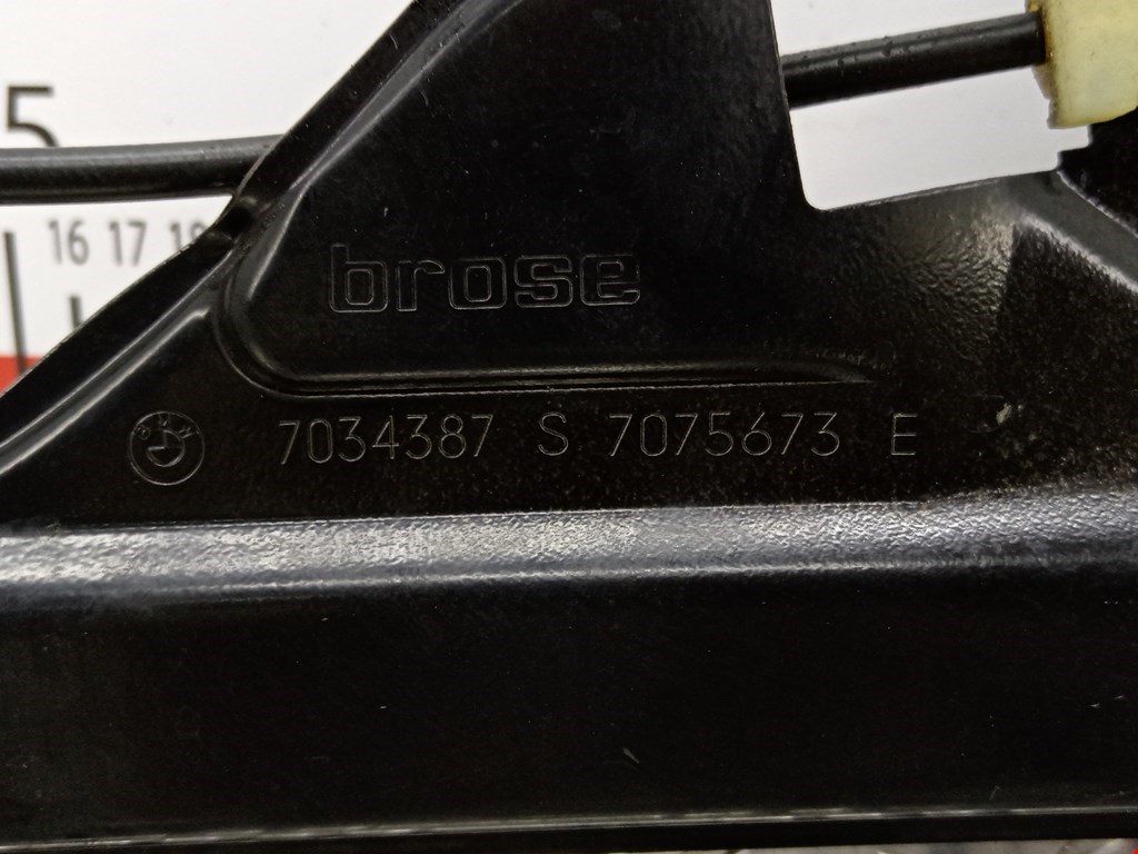 Стеклоподъемник задний левый BMW 5er 5 серия E60/E61 2003-2010