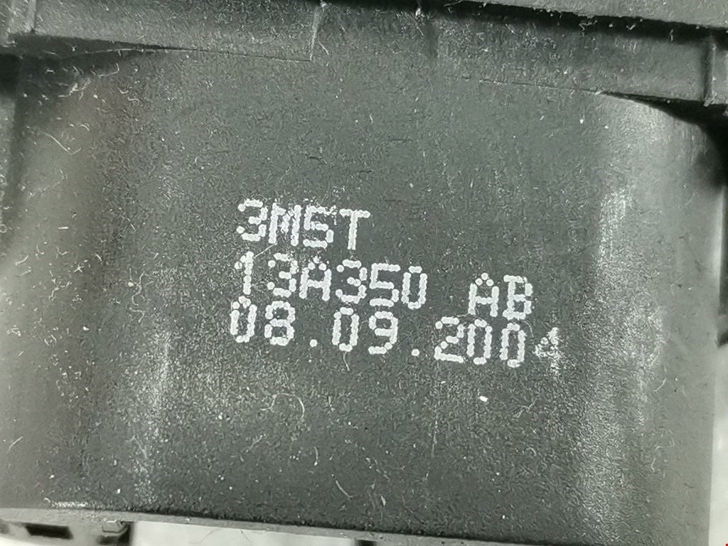 Кнопка аварийной сигнализации (аварийки) FORD C-MAX 2003-2010