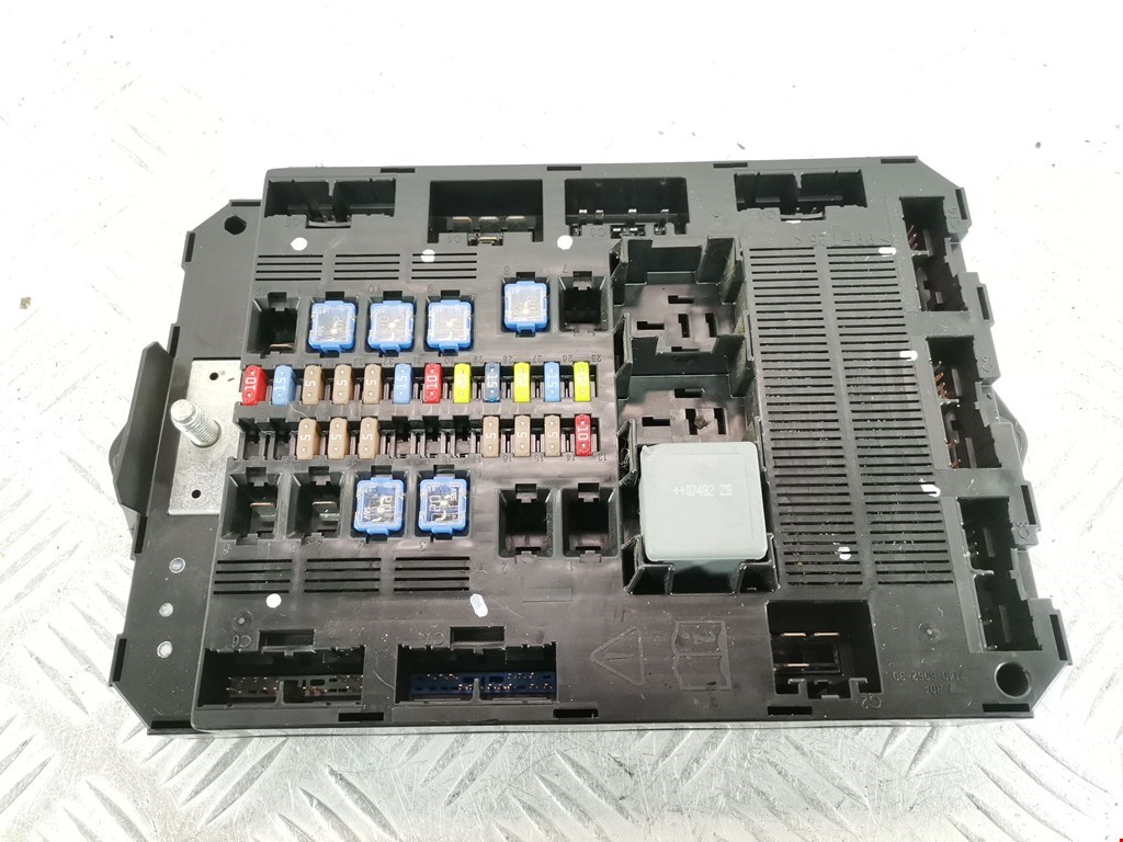 Датчик уровня в бачок омывателя JAGUAR XF X250 2007-2015