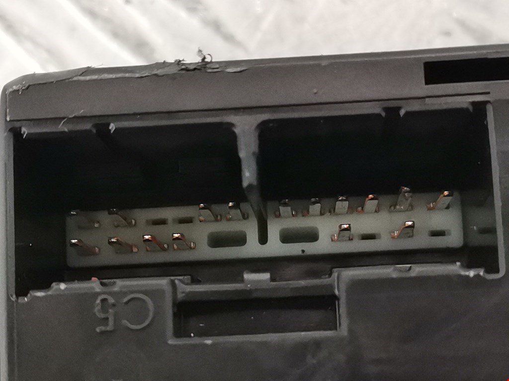 Датчик уровня в бачок омывателя JAGUAR XF X250 2007-2015