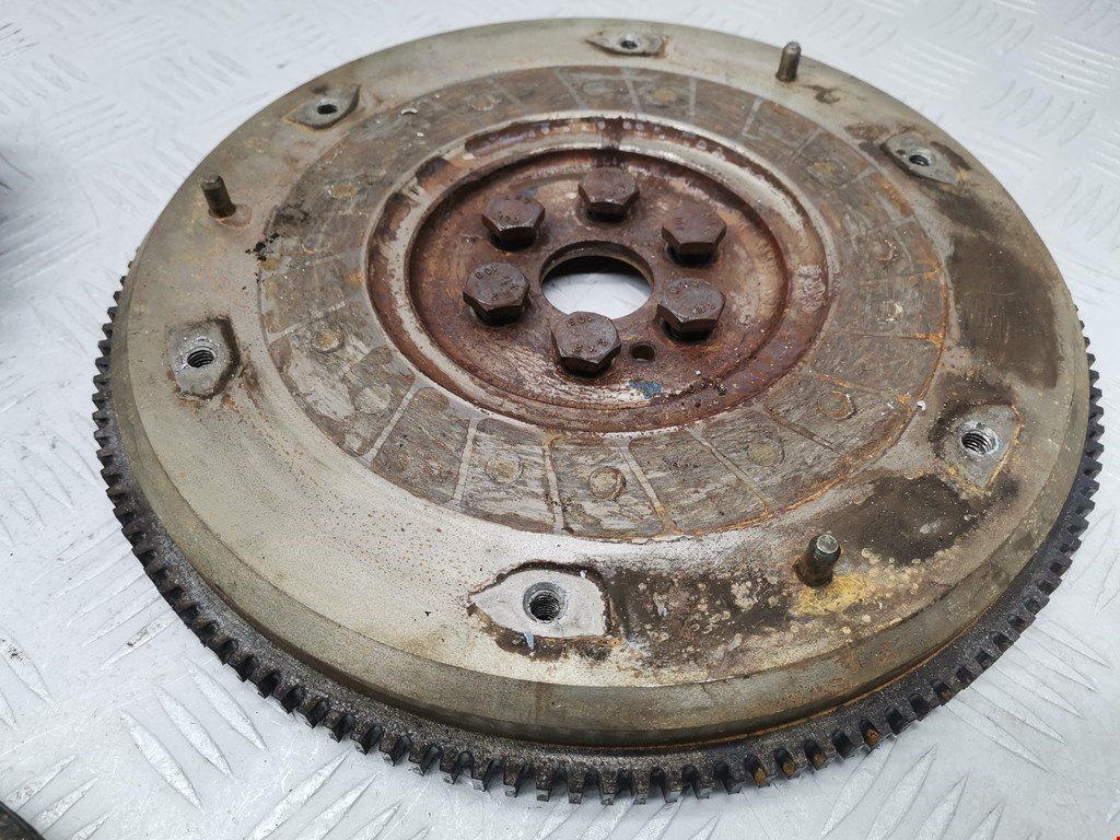 Маховик (демпфер сцепления) FORD Fiesta 2001-2008