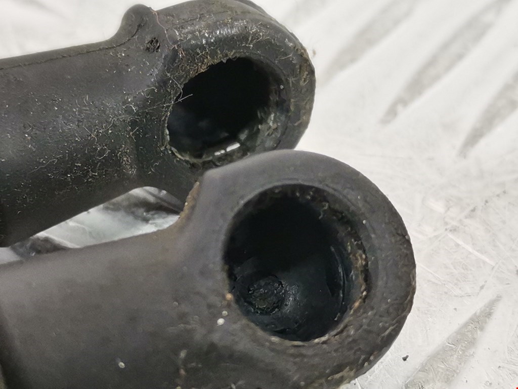 Амортизатор крышки (двери) багажника JAGUAR XF X250 2007-2015