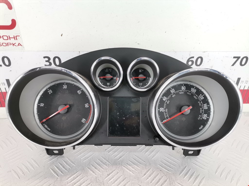 Панель приборов (щиток) OPEL Zafira C 2012-2019