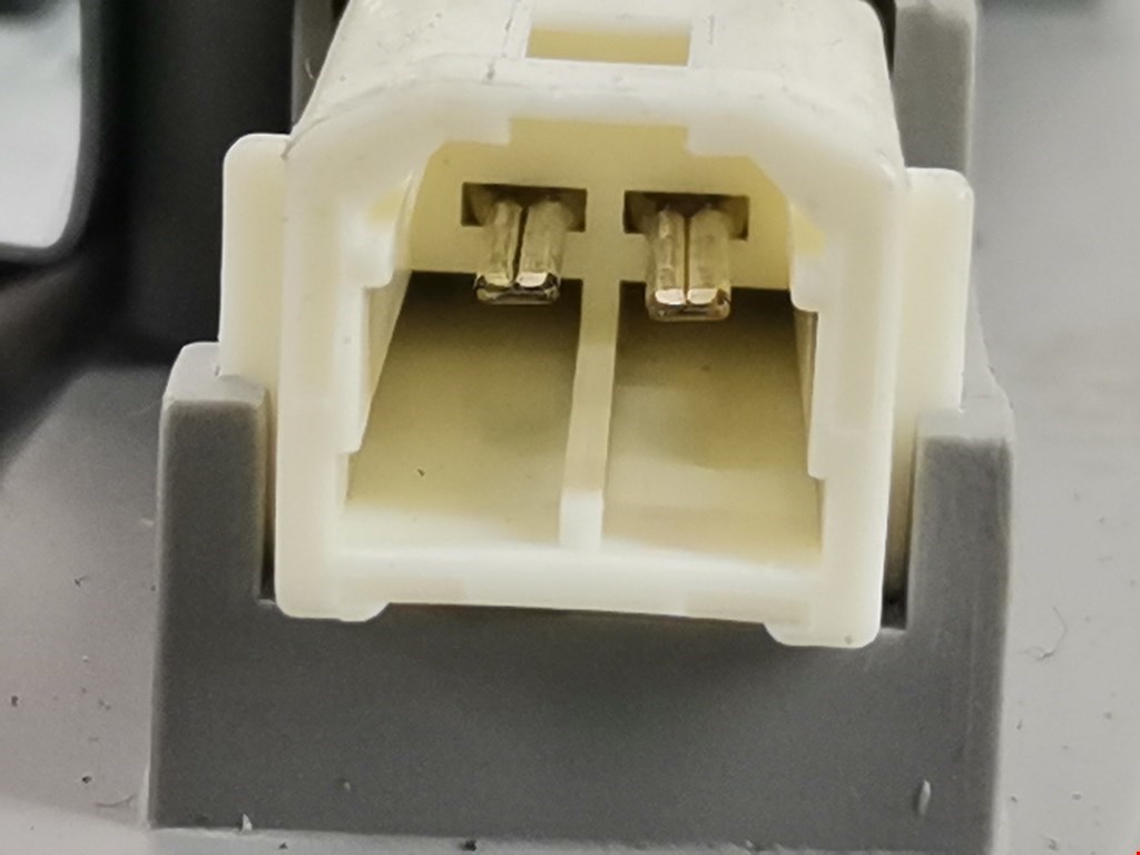 Плафон салонный (салона фонарь) FORD Ranger 2006-2012