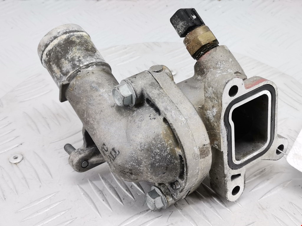 Корпус термостата HYUNDAI Matrix 2001-2010