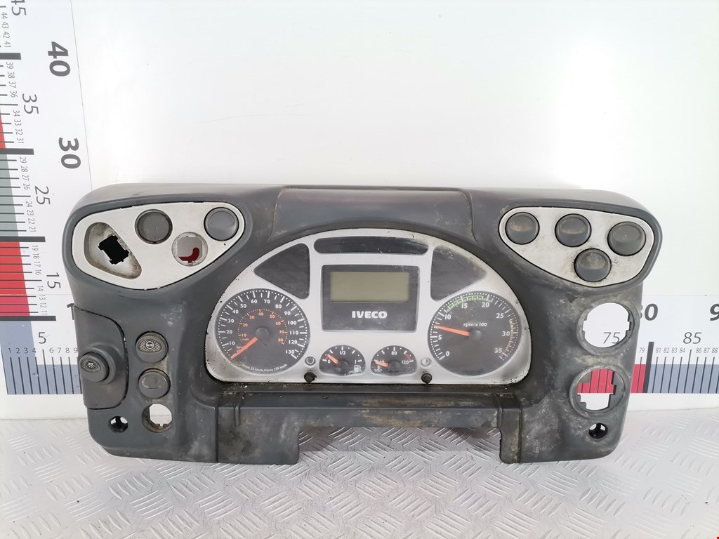 Панель приборов (щиток) IVECO EuroCargo II 2003-2008