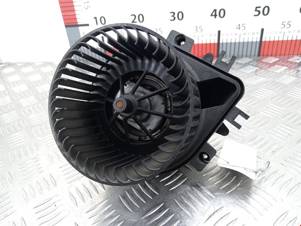 Моторчик (мотор) отопителя салона MINI Hatch R50/R53 3-door 2001-2006