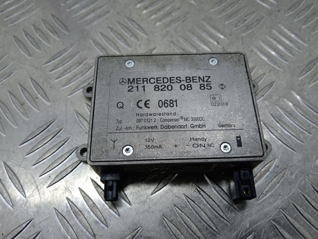 Усилитель антенны MERCEDES-BENZ M-Class W164 ML 2005-2011