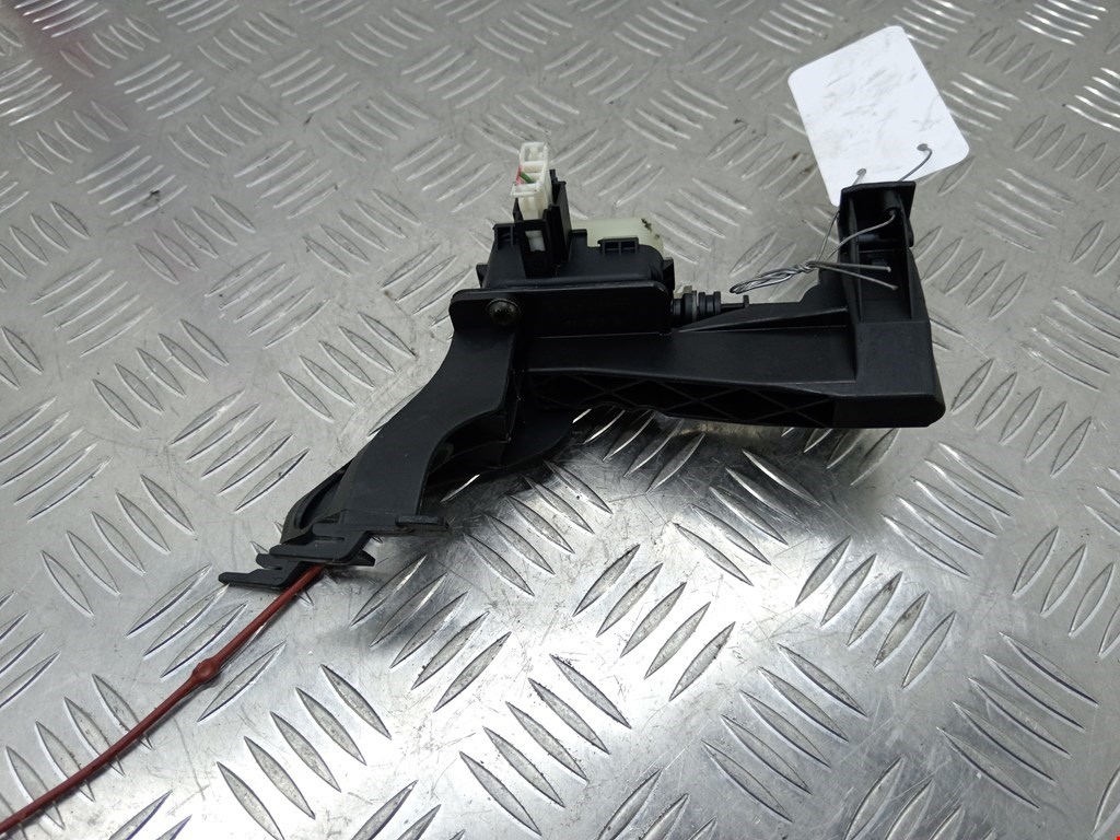 Активатор замка бензобака MERCEDES-BENZ M-Class W164 ML 2005-2011