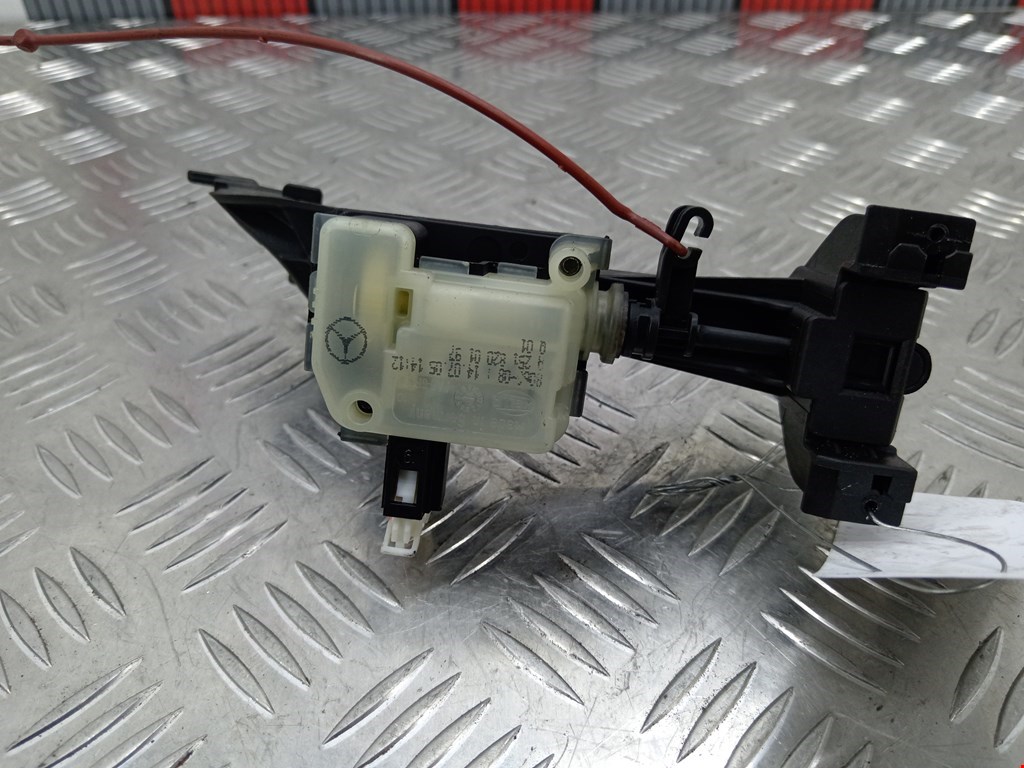 Активатор замка бензобака MERCEDES-BENZ M-Class W164 ML 2005-2011