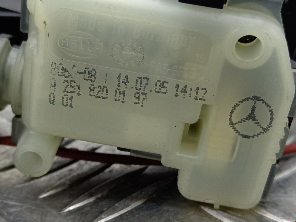 Активатор замка бензобака MERCEDES-BENZ M-Class W164 ML 2005-2011