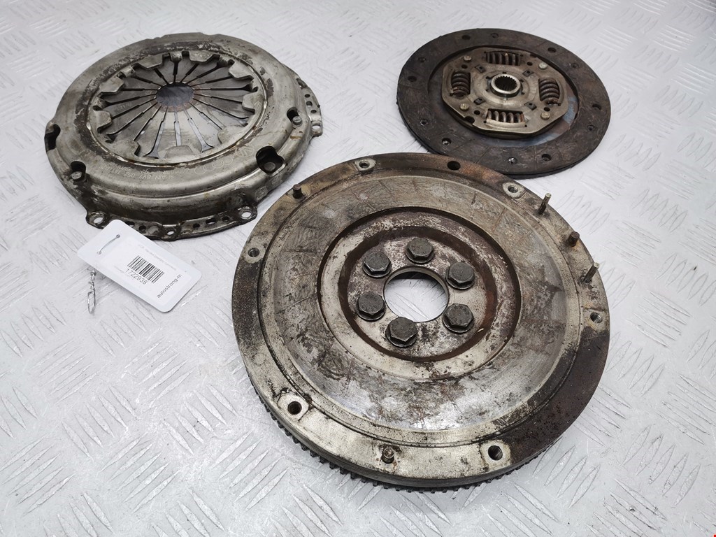 Маховик (демпфер сцепления) VOLKSWAGEN Lupo 1999-2005