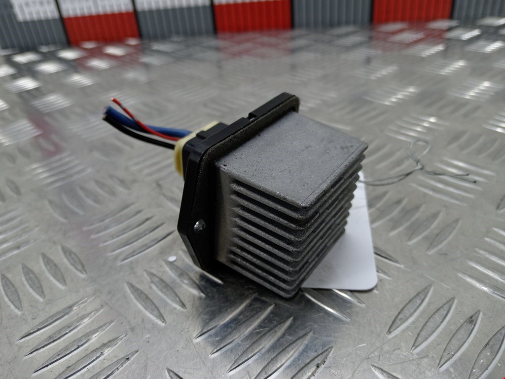 Резистор отопителя (сопротивление печки) MITSUBISHI Outlander XL 2006-2012