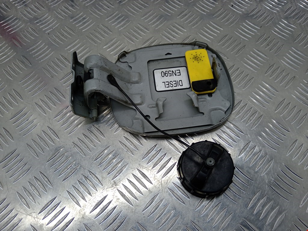 Лючок бензобака MITSUBISHI Outlander XL 2006-2012