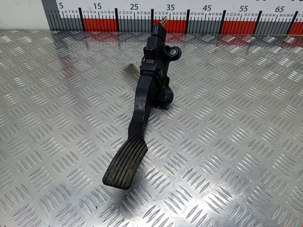 Педаль газа MITSUBISHI Outlander XL 2006-2012