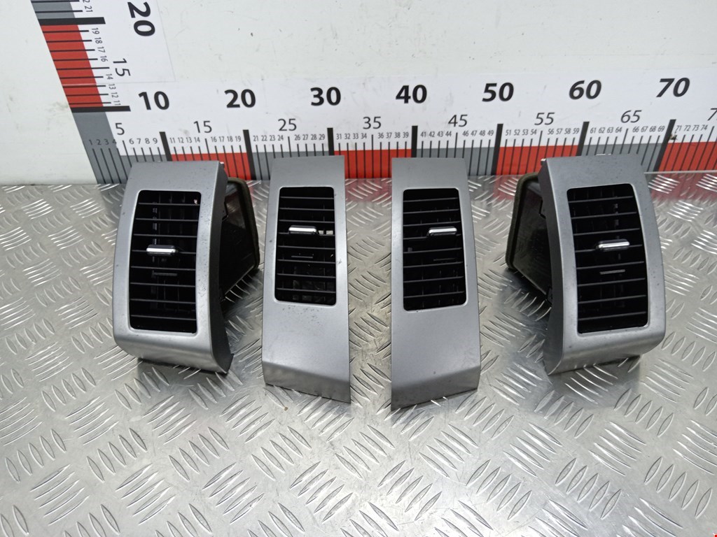 Дефлектор воздушный MITSUBISHI Outlander XL 2006-2012