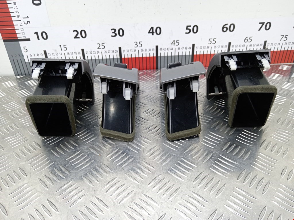 Дефлектор воздушный MITSUBISHI Outlander XL 2006-2012