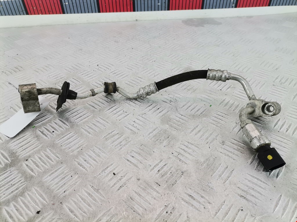 Трубка кондиционера VOLKSWAGEN Touareg 2002-2010