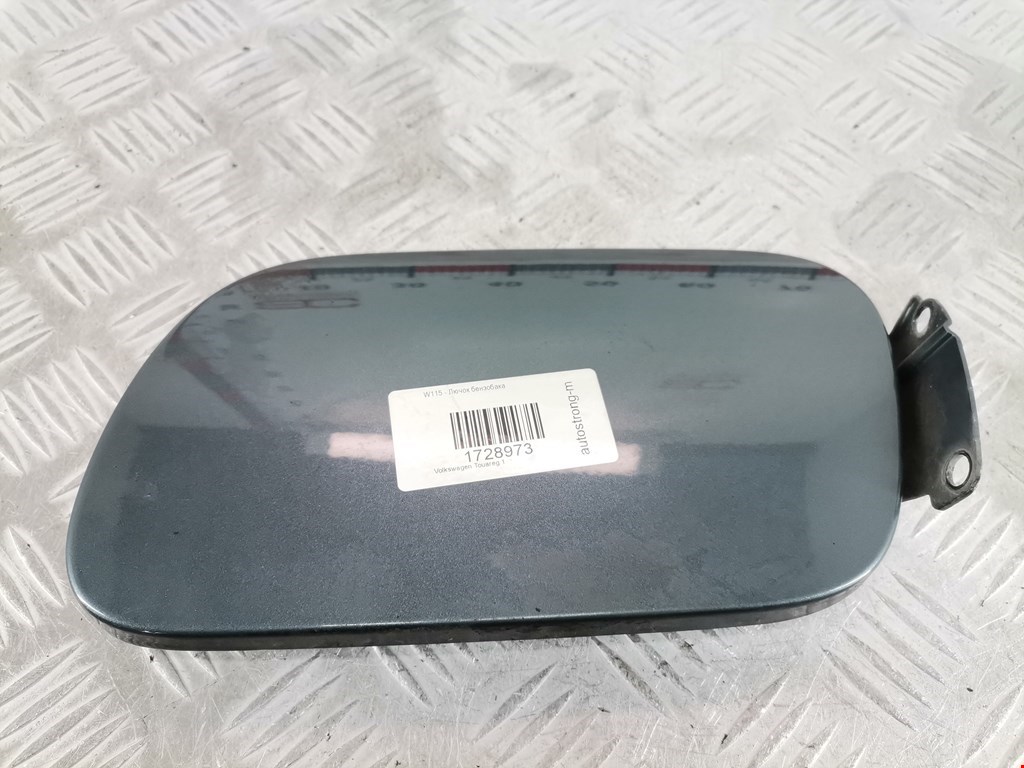 Лючок бензобака VOLKSWAGEN Touareg 2002-2010