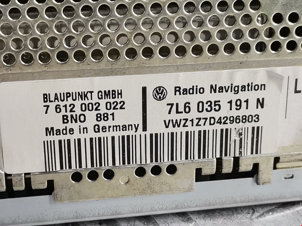 Магнитола VOLKSWAGEN Touareg 2002-2010