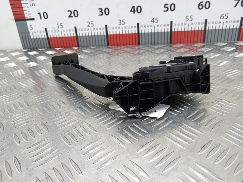 Педаль газа OPEL Zafira C 2012-2019