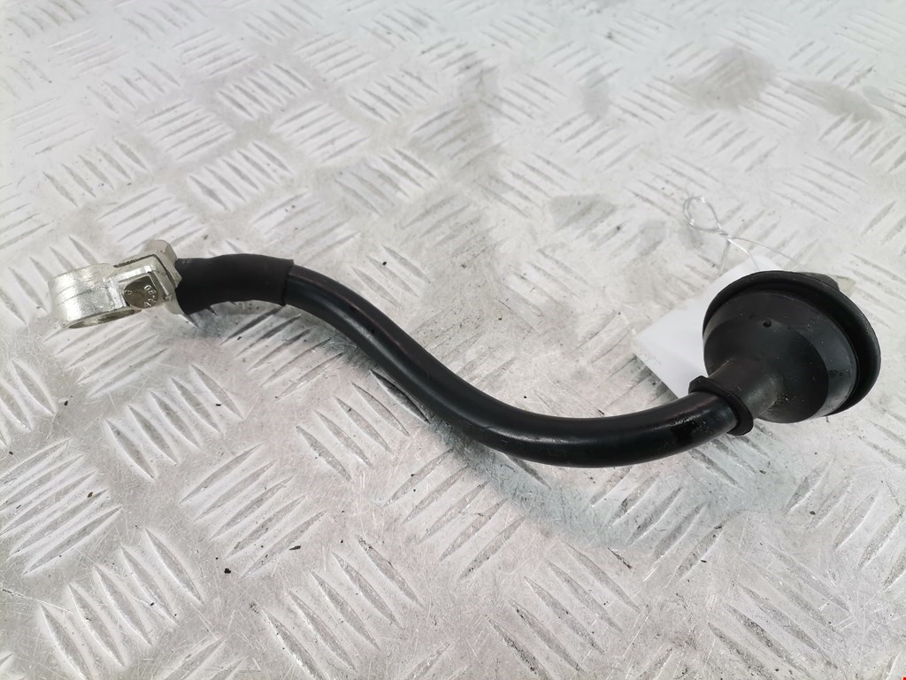 Клемма аккумулятора (плюс) + VOLKSWAGEN Touareg 2002-2010