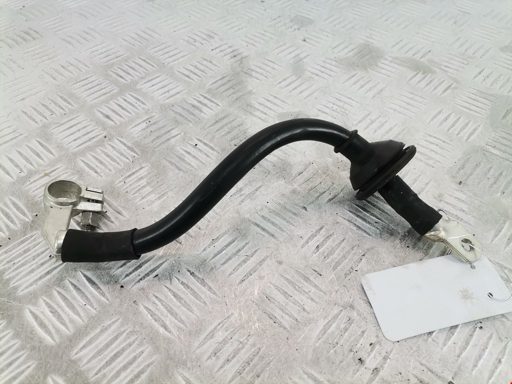 Клемма аккумулятора (плюс) + VOLKSWAGEN Touareg 2002-2010