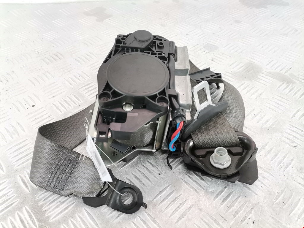 Ремень безопасности передний левый MERCEDES-BENZ CLS-Class C219 2004-2010