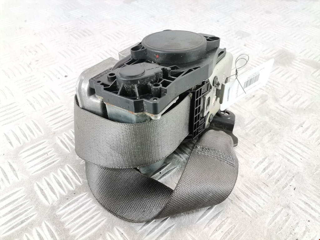 Ремень безопасности передний левый MERCEDES-BENZ CLS-Class C219 2004-2010