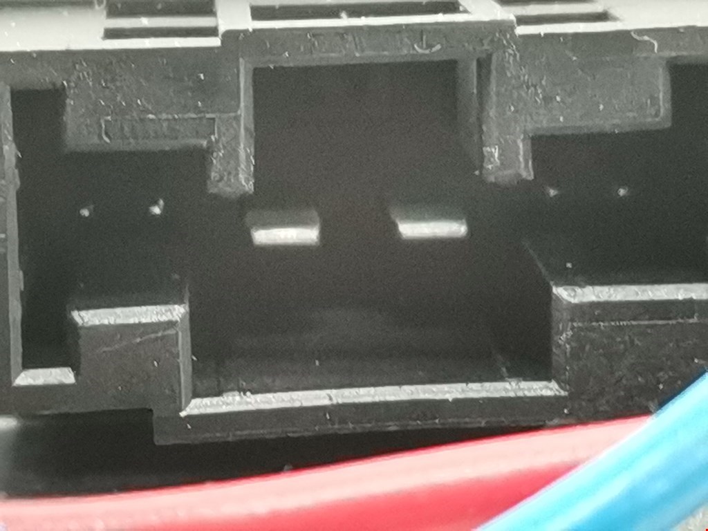 Ремень безопасности передний левый MERCEDES-BENZ CLS-Class C219 2004-2010